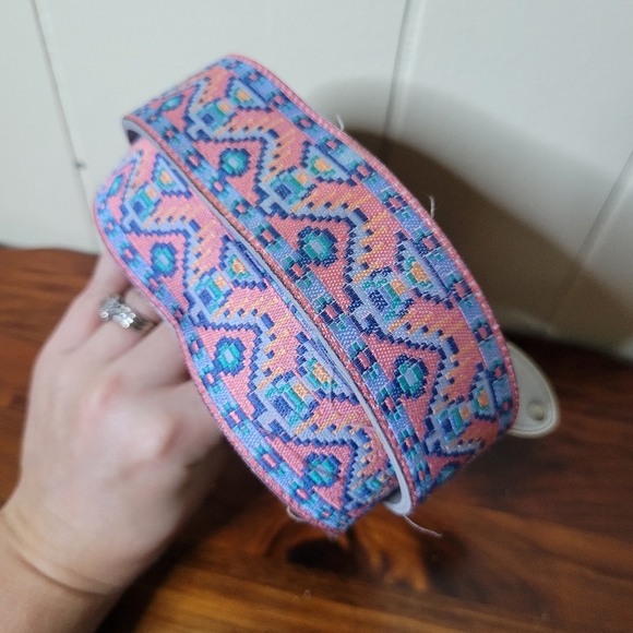 Vintage Nuovo Teal Pink Southwestern Print Belt - Picture 3 of 4